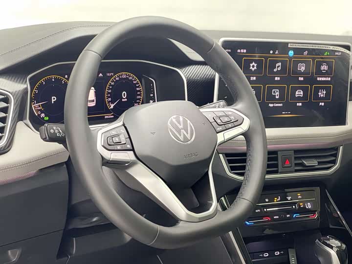 Фото 37 - Volkswagen Tayron