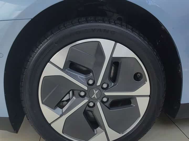 Фото 12 - XPeng Mona M03