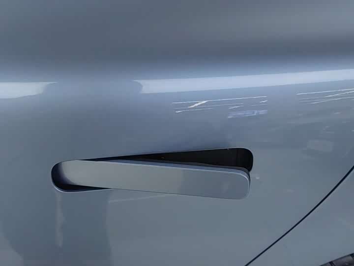 Фото 13 - XPeng Mona M03