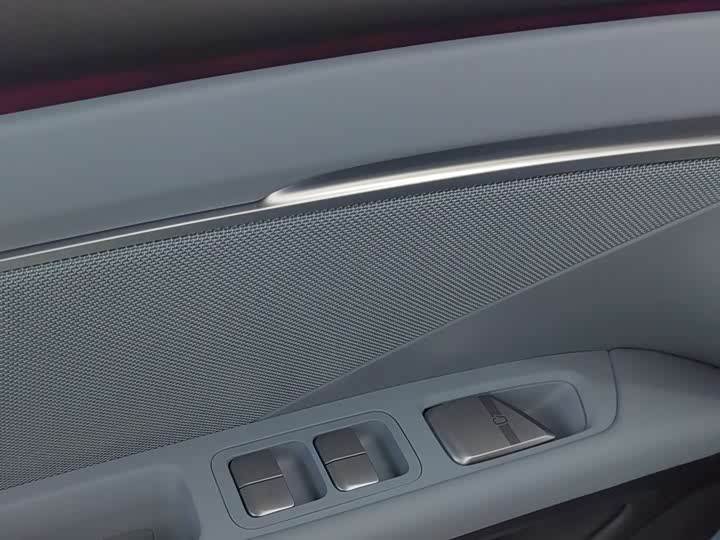 Фото 15 - XPeng Mona M03