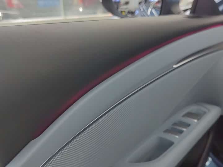 Фото 16 - XPeng Mona M03