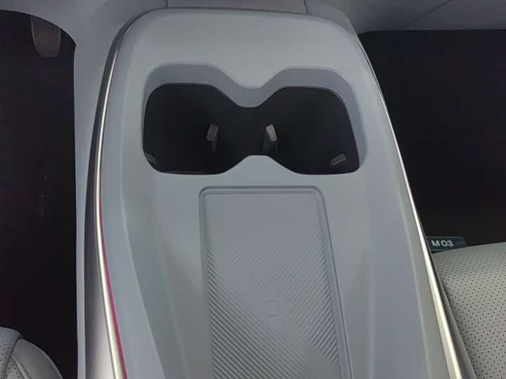 Фото 20 - XPeng Mona M03