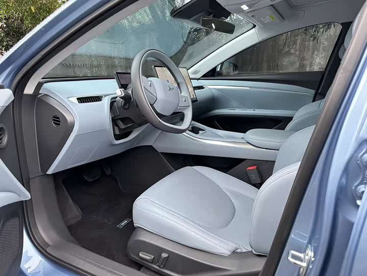 Фото 5 - XPeng Mona M03