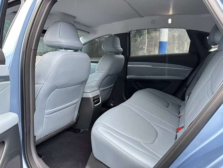 Фото 6 - XPeng Mona M03