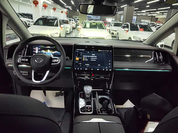 Фото 10 - GAC Trumpchi M8