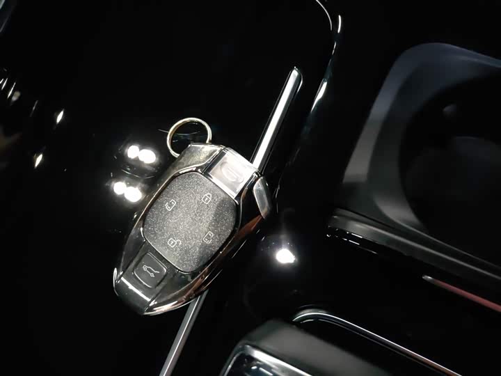 Фото 9 - GAC Trumpchi M8