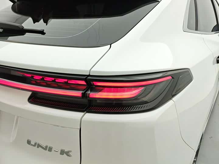 Фото 17 - Changan UNI-K