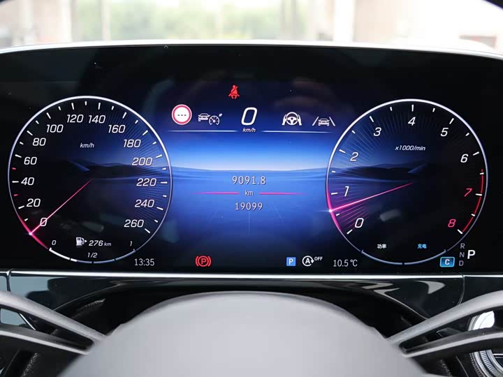 Фото 8 - Mercedes-Benz E-Class