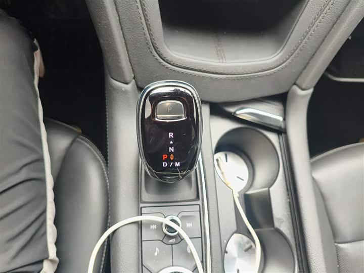 Фото 7 - Cadillac XT5