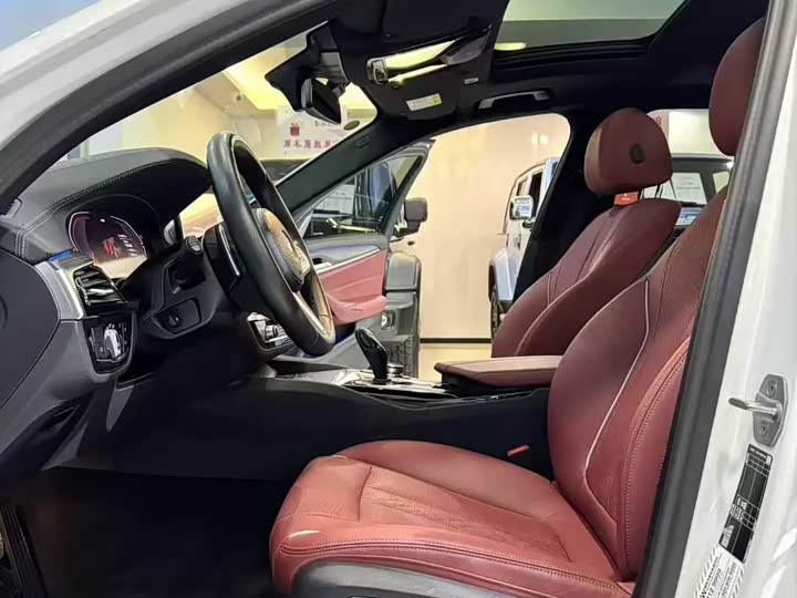 Фото 4 - BMW 5 Series