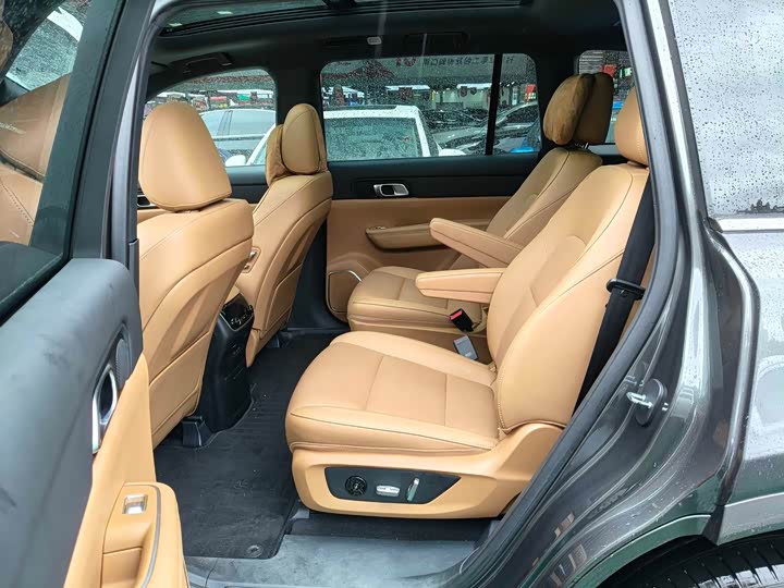 Фото 12 - LiXiang One