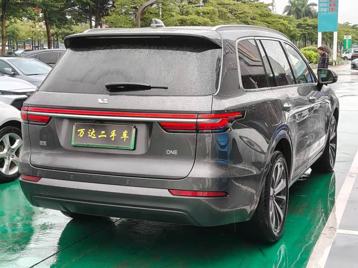 Фото 5 - LiXiang One