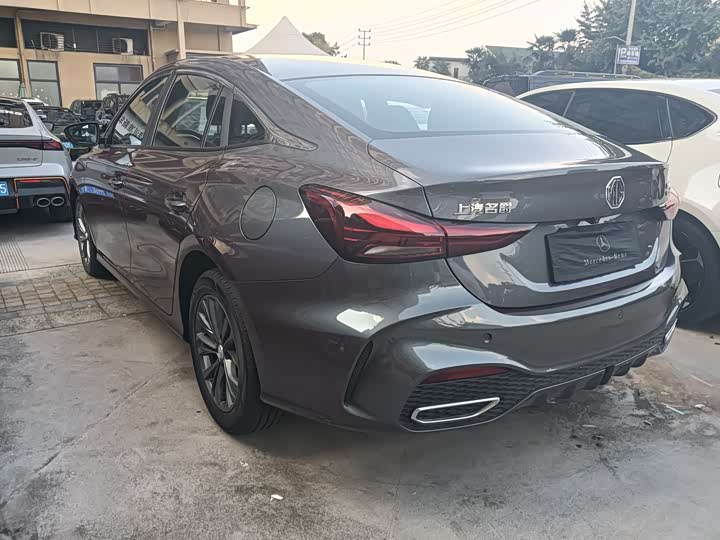 Фото 13 - MG Motor 5