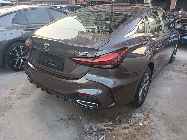 Фото 14 - MG Motor 5