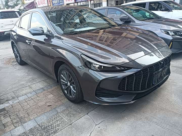 Фото 3 - MG Motor 5