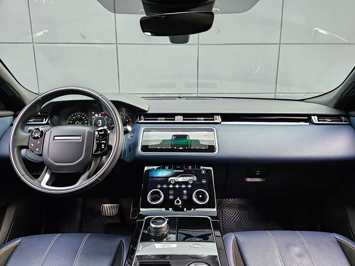 Фото 10 - Land Rover Range Rover Velar