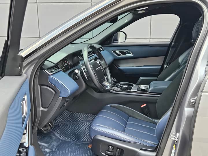 Фото 7 - Land Rover Range Rover Velar