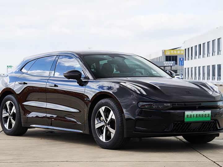 Фото 3 - Zeekr 001