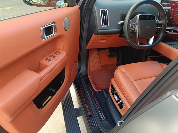 Фото 14 - LiXiang L9