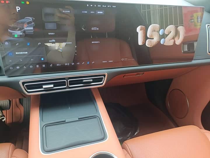 Фото 6 - LiXiang L9