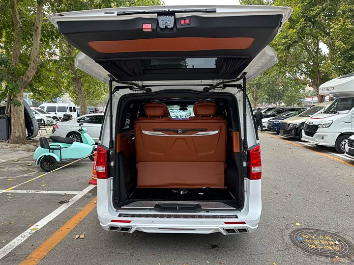 Фото 19 - Mercedes-Benz Vito