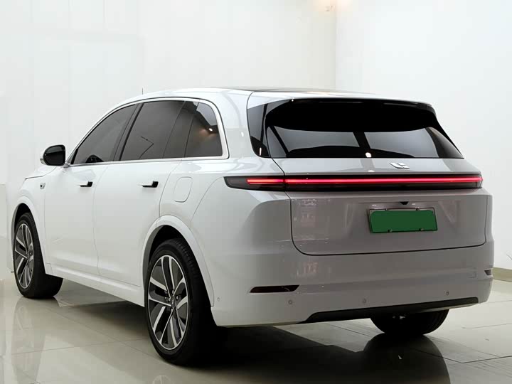 Фото 10 - LiXiang L7