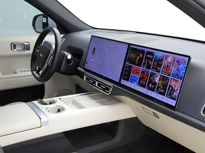 Фото 13 - LiXiang L7