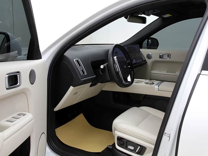 Фото 2 - LiXiang L7