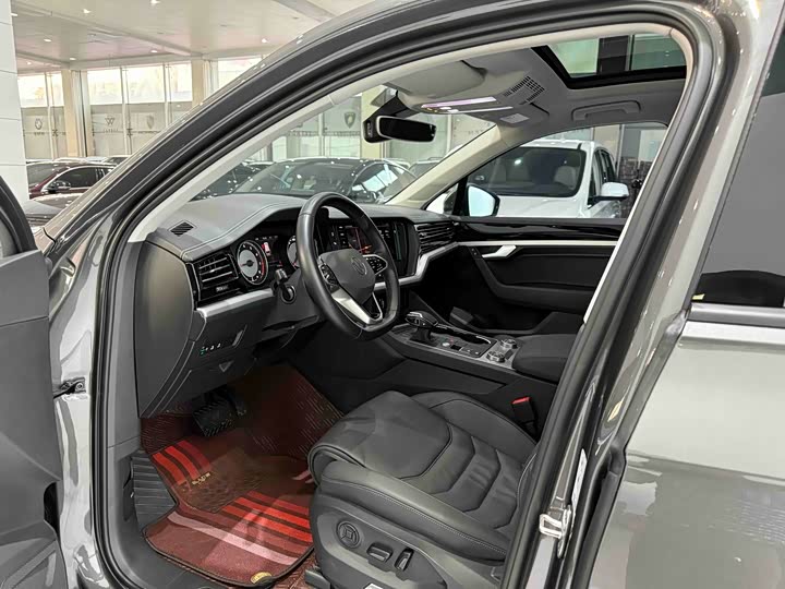 Фото 5 - Volkswagen Touareg