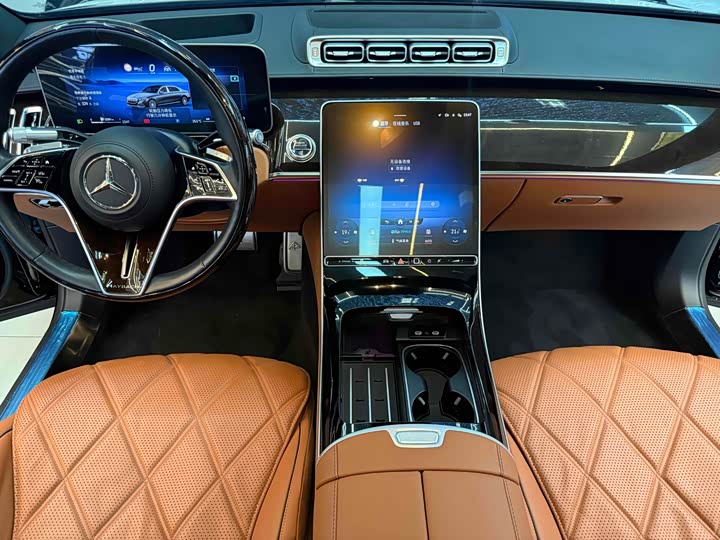 Фото 13 - Mercedes-Benz Maybach S-Class