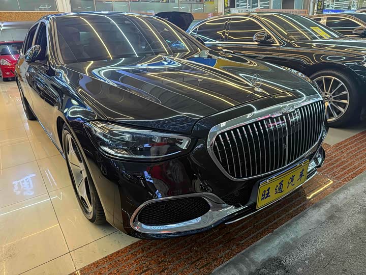 Фото 3 - Mercedes-Benz Maybach S-Class