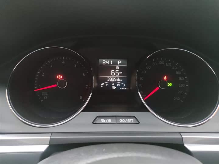 Фото 4 - Volkswagen Bora