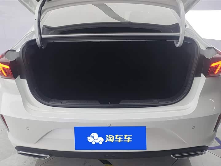 Фото 3 - Changan Eado Plus