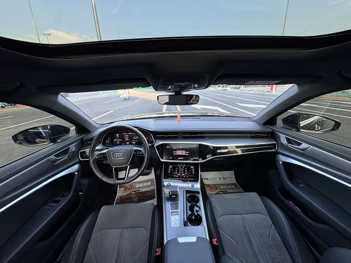 Фото 14 - Audi A6L