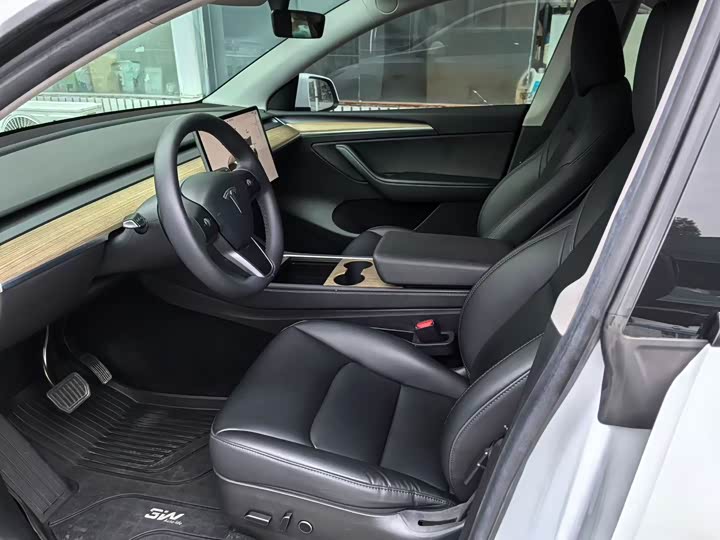 Фото 5 - Tesla Model Y