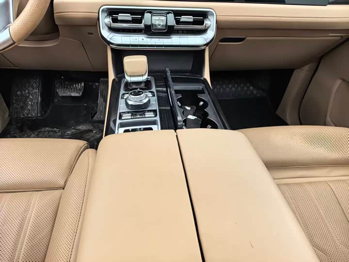 Фото 9 - BAIC Beijing BJ60 Hybrid