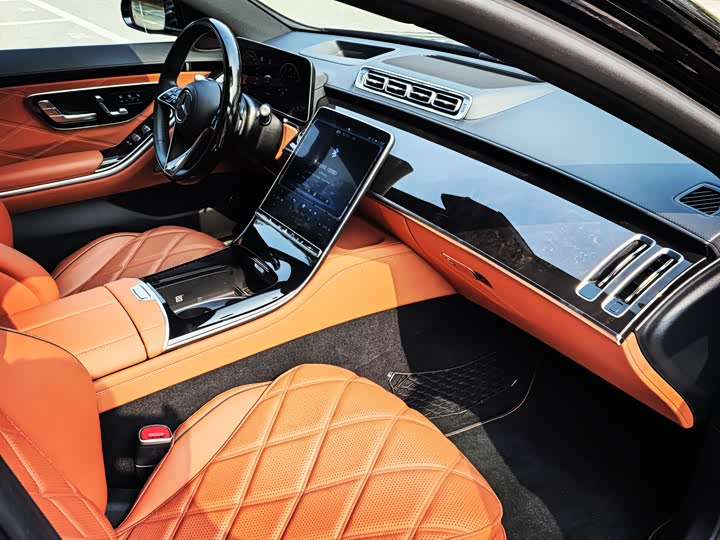 Фото 3 - Mercedes-Benz Maybach S-Class