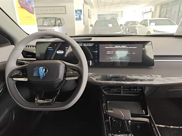 Фото 5 - Changan Raeton Plus