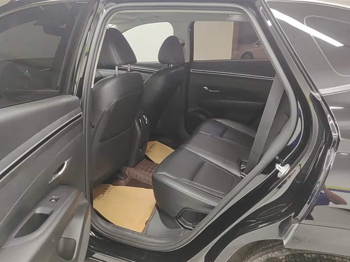 Фото 11 - Hyundai Tucson L