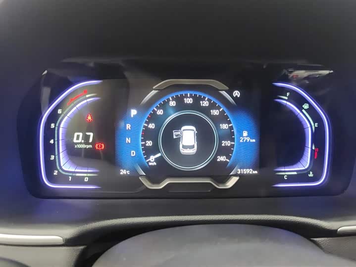 Фото 14 - Hyundai Tucson L