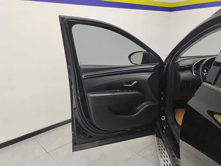 Фото 7 - Hyundai Tucson L