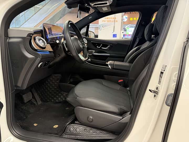 Фото 7 - Mercedes-Benz EQE SUV