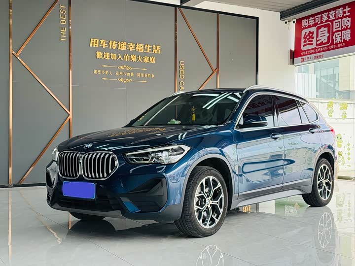 Фото 1 - BMW X1