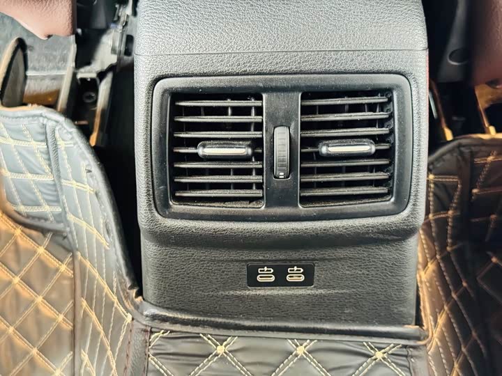 Фото 13 - BMW X1