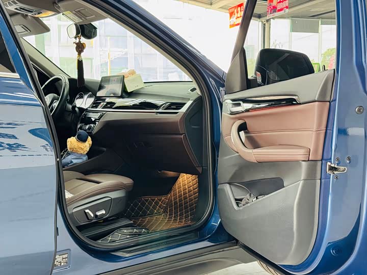 Фото 15 - BMW X1