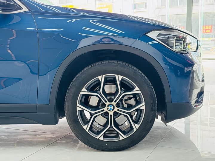 Фото 18 - BMW X1