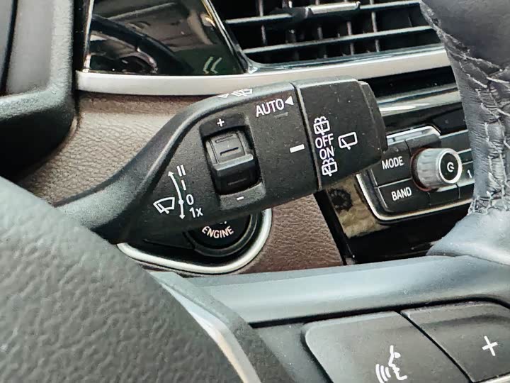 Фото 21 - BMW X1