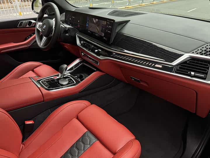 Фото 14 - BMW X5 M