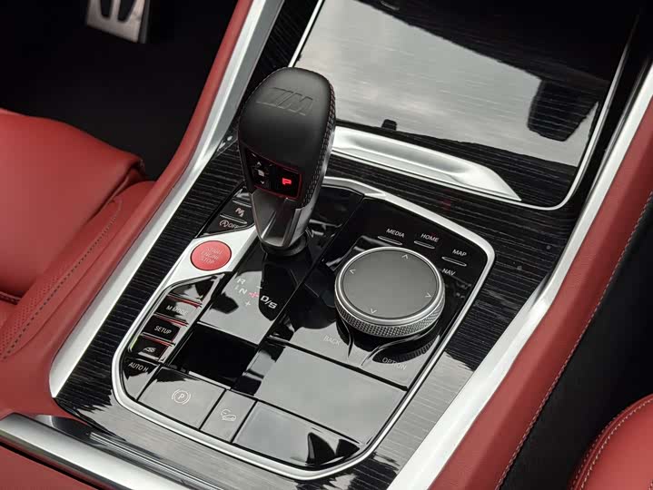 Фото 23 - BMW X5 M