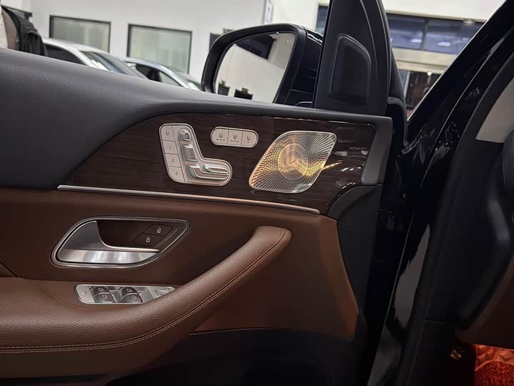 Фото 5 - Mercedes-Benz GLE-Class